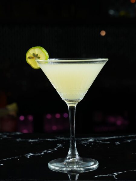 Коктейл 50/50 Мартини (50/50 Martini)