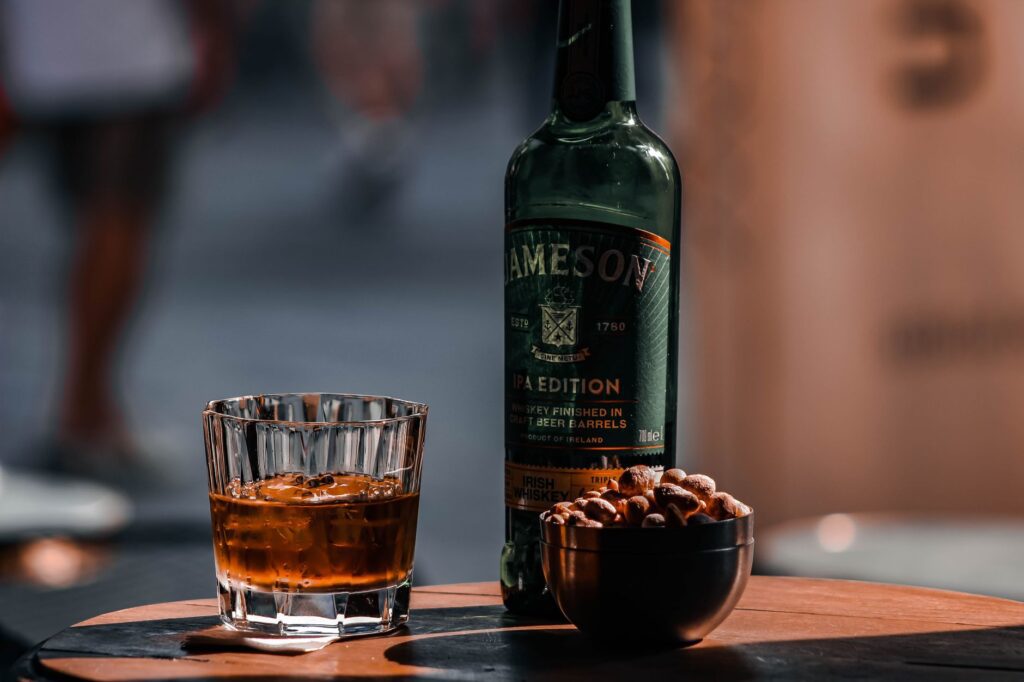 Коктейл Блекторн (Blackthorn)