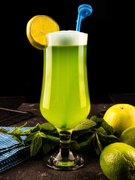Коктейл Епълтини (Appletini)