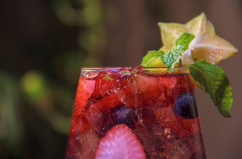 Коктейл Хавайски пунш (Hawaiian Punch)