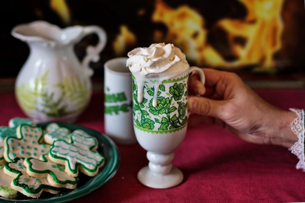 Коктейл Ирландско кафе (Irish Coffee)