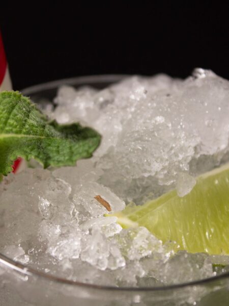 Коктейл Кайпироска (Caipiroska)
