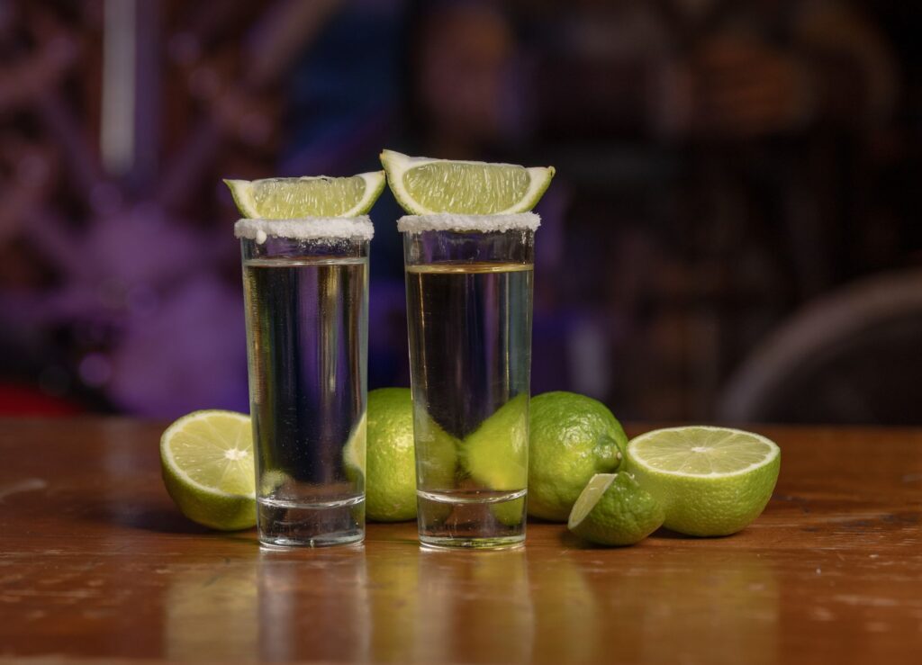 Коктейл Текила Сламър (Tequila Slammer)