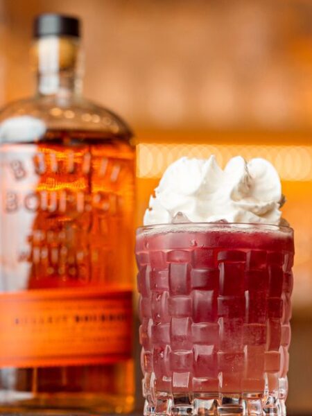 Коктейл Морнинг Глори Физ (Morning Glory Fizz)
