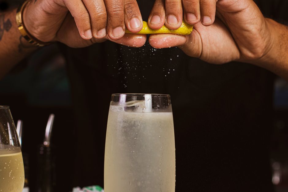 Коктейл Джаспър Джин Физ (Jasper’s Gin Fizz)