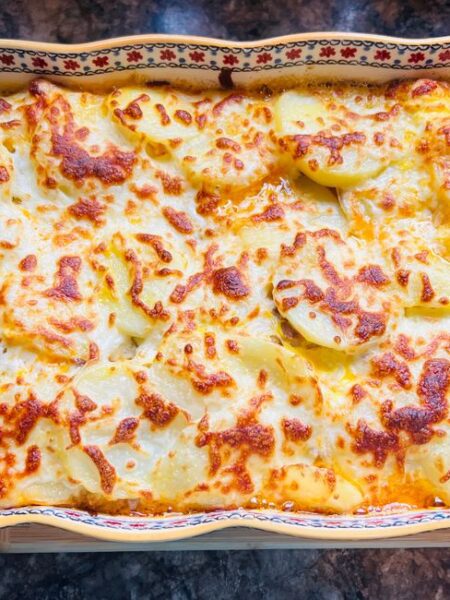 Шунка с картофи на фурна
